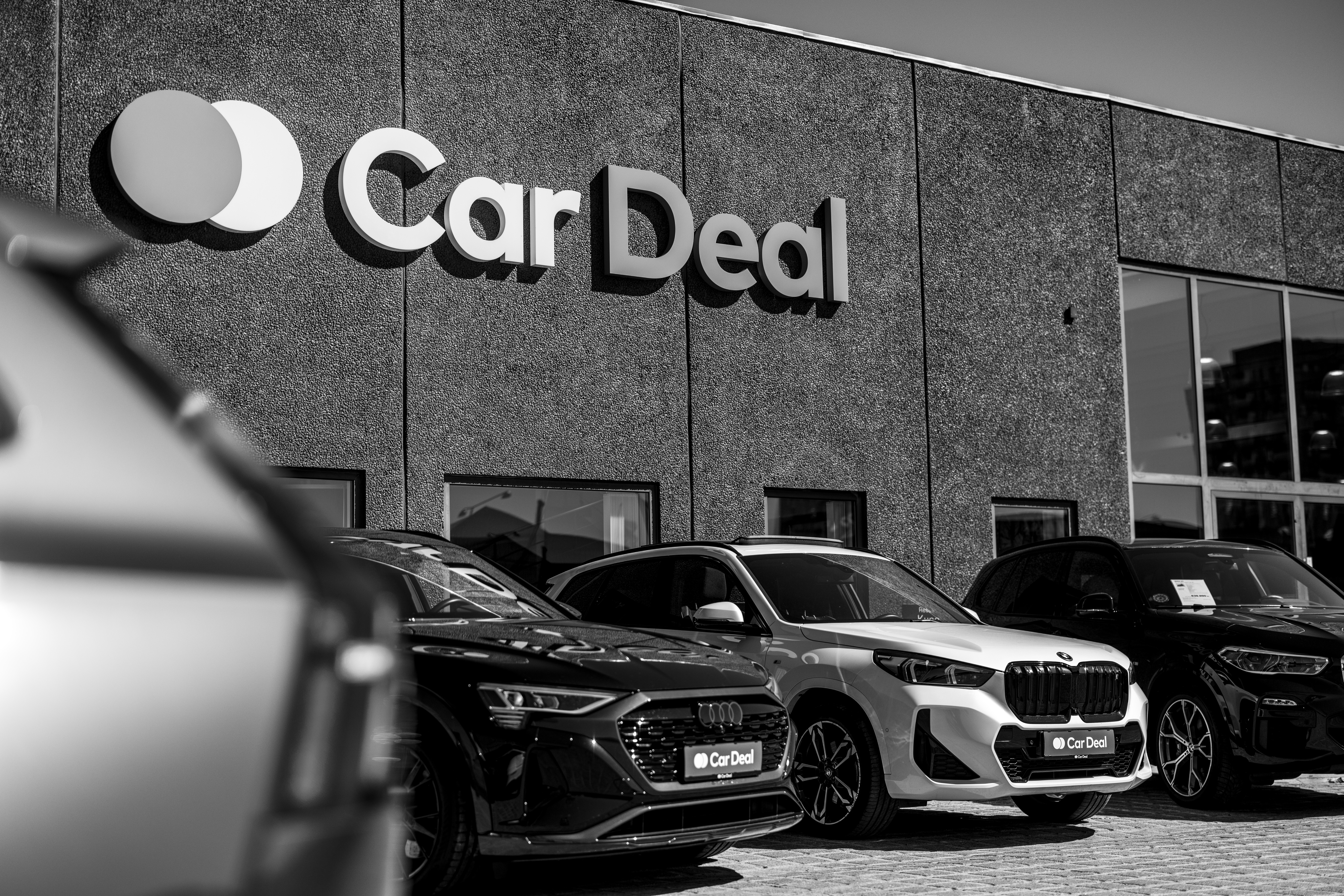 Car Deal facade